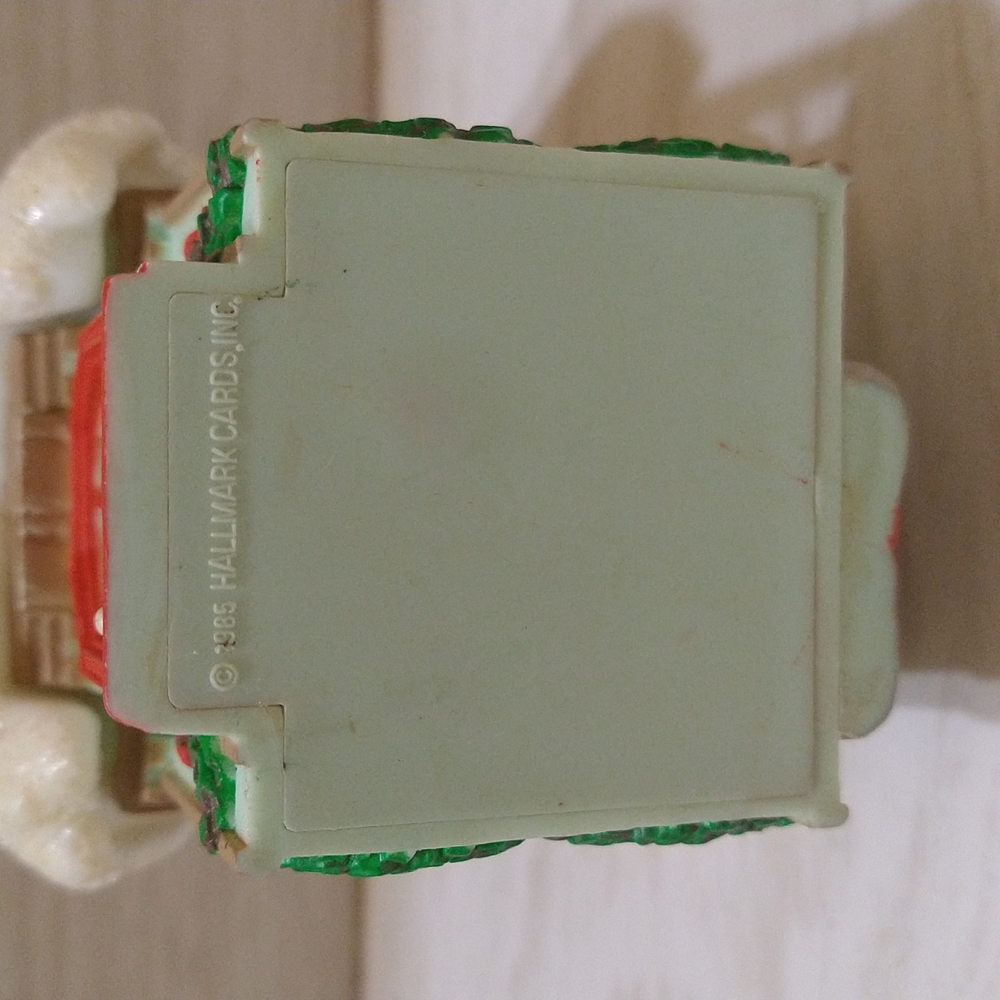 Vintage 1985 Mr. & Mrs. Santa Lighted Holiday Magic Hallmark Christmas Ornament - Picture 5 of 5